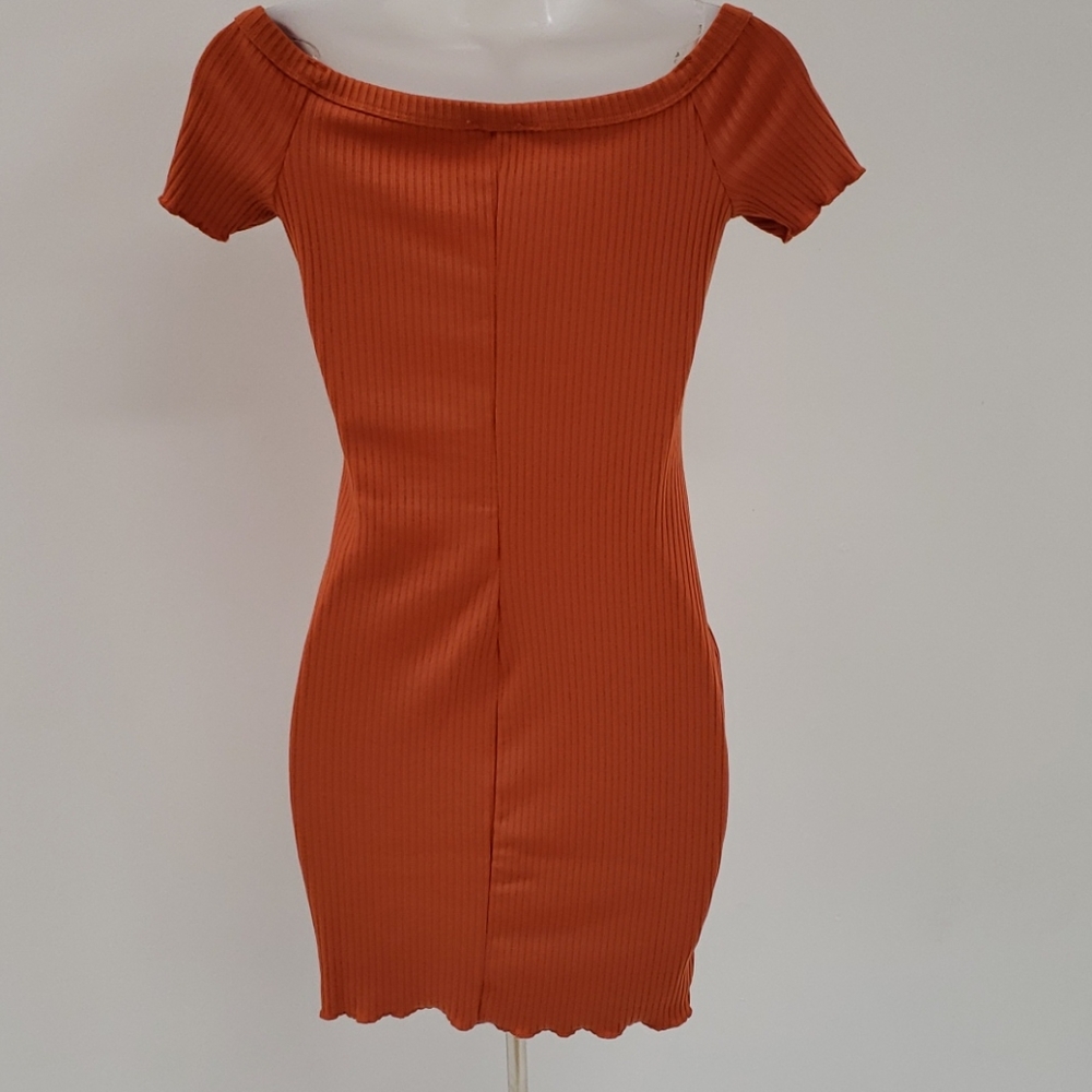 Rust shoulder Rib Dress - Picture 4 of 4